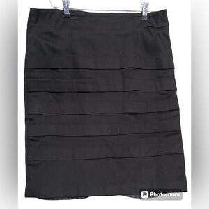 Tiered Pencil Skirt Knee Length Straight Black Dressbarn, Size 10